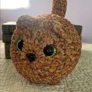 Handmade crocheted loaf cat plush